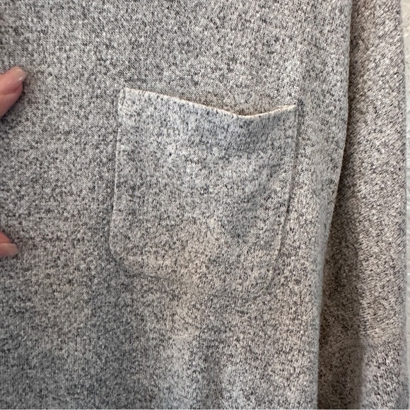 Roxy Women’s Lightweight Gray Knit Long Sleeve Top Size Large - Cozy & Casual - Picture 5 of 10